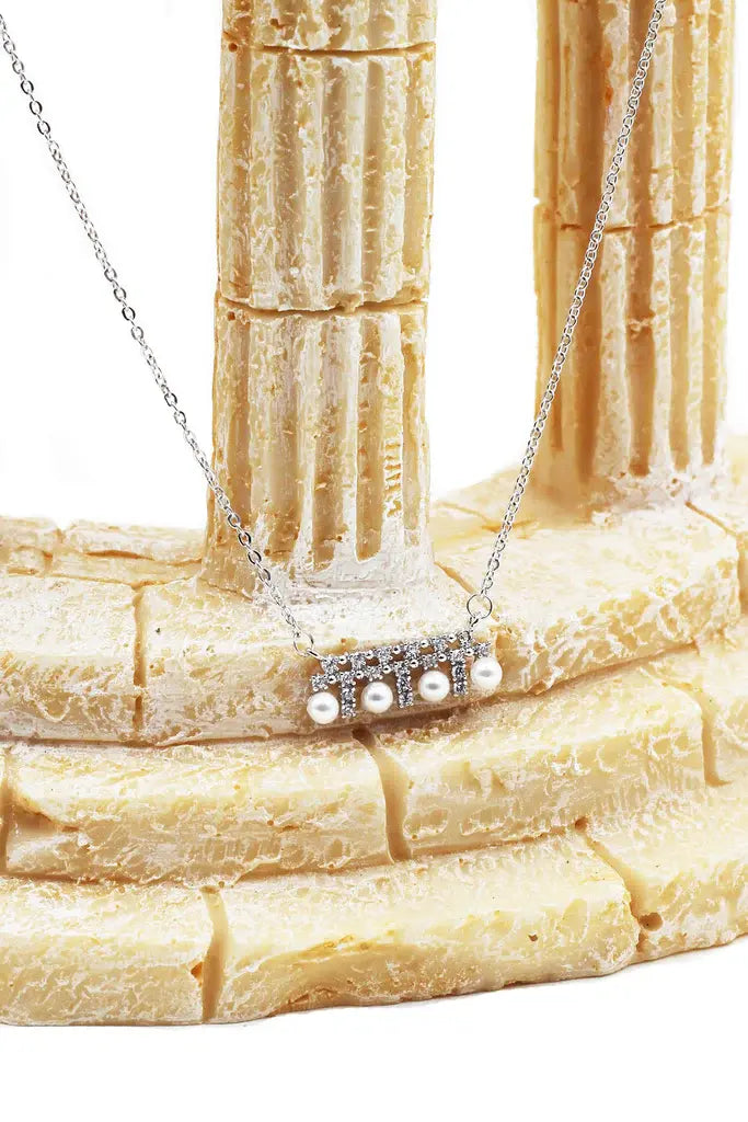 Pearls Zirconia Necklace