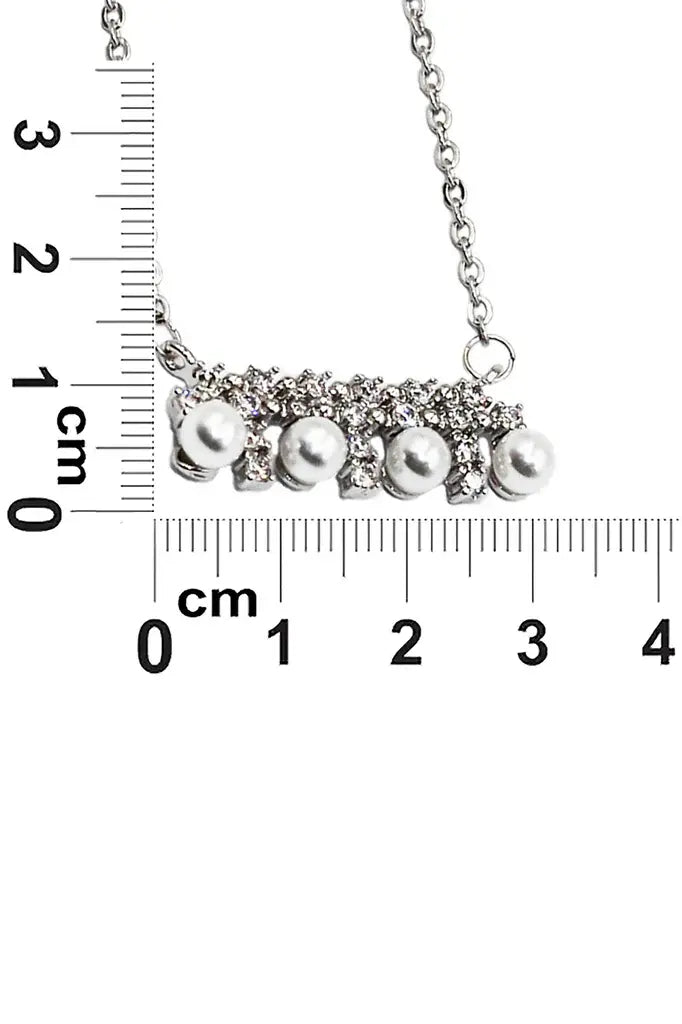 Pearls Zirconia Necklace