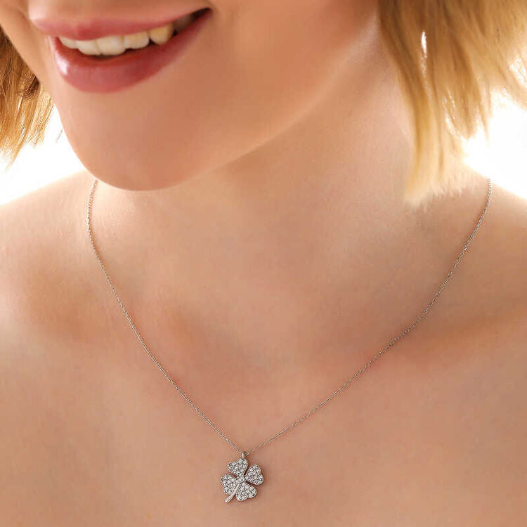 925 Sterling Silver Small Four Leaf Clover Necklace